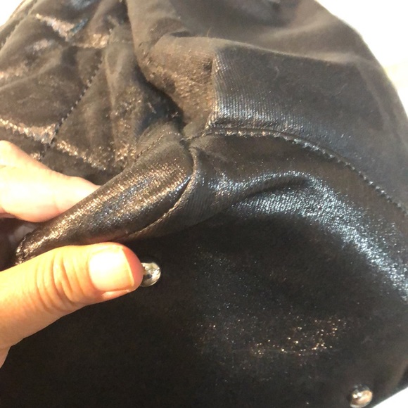 Chanel tote sold ❌Luxonlinecanadafbpage - Picture 8 of 17